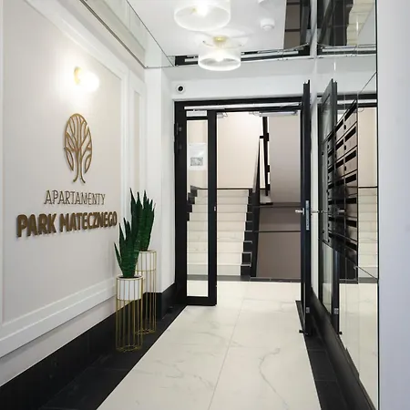 Em-klimatyzacja&parking Apartman