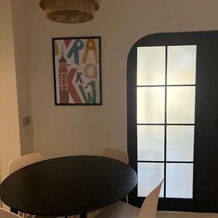Em-klimatyzacja&parking Apartman *