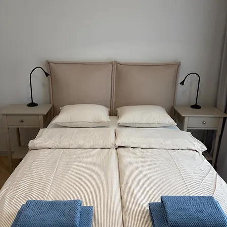 Em-klimatyzacja&parking Apartman Krakkó